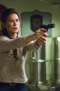 The Last Ship – S01E08 – Two Sailors Walk Into a Bar…