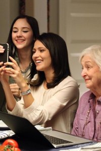 Chasing Life – S01E01 – Pilot