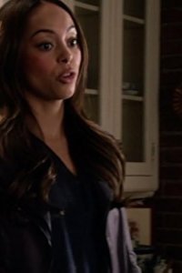 Chasing Life – S02E05 – The Domino Effect