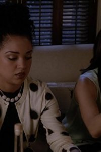 Chasing Life – S02E10 – Bottle of Secrets
