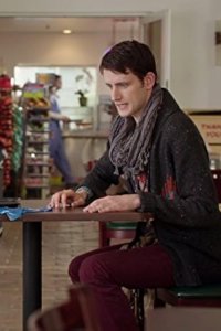 Playing House – S01E09 – Let’s Have a Baby
