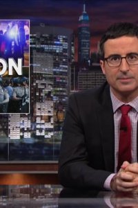 Last Week Tonight with John Oliver – S01E15 – Shooting of Michael Brown and Police Militarization