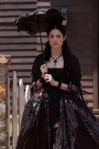 Salem – S01E11 – Cat and Mouse