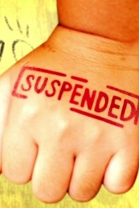 Clarence – S01E30 – Suspended