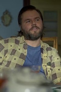 Deadbeat – S01E03 – The Knockoff