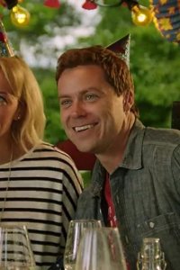 Welcome to Sweden – S01E01 – Välkommen