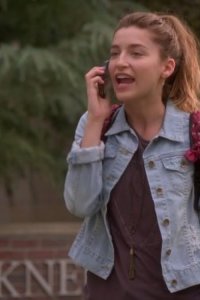 Growing Up Fisher – S01E06 – Drug/Bust