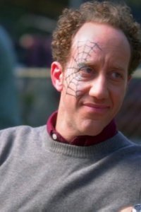 Growing Up Fisher – S01E08 – The Man with the Spider Tattoo