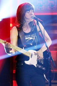 The Tonight Show Starring Jimmy Fallon – S01E44 – Dr. Phil McGraw/James Van Der Beek/Courtney Barnett