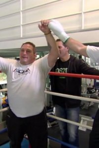 Wahlburgers – S01E09 – The Real Entourage