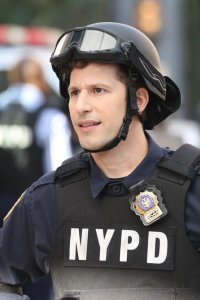 Brooklyn Nine-Nine – S08E06 – The Set Up