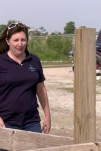 Buying the Bayou – S01E04 – Bayou Fixer Uppers