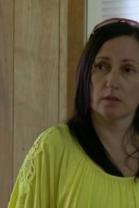 Buying the Bayou – S01E08 – Beach Versus Bayou