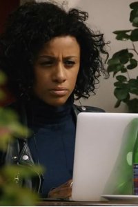 Crossing Lines – S03E12 – Obscura
