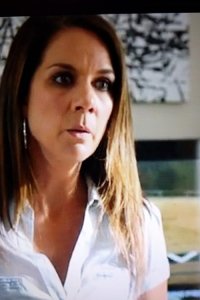 Upper Middle Bogan – S03E05 – Sticking to Your Principals