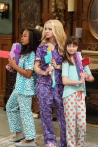 Liv and Maddie – S04E05 – Slumber Party-A-Rooney