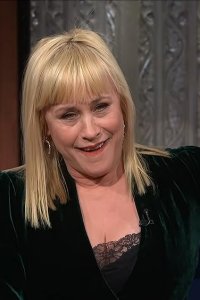 The Late Show with Stephen Colbert – S01E716 – Patricia Arquette/Ian McShane/Strand of Oaks/Jason Isbell/Amanda Shires