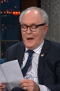 The Late Show with Stephen Colbert – S01E727 – John Lithgow/Stacey Abrams/Kevin Garrett