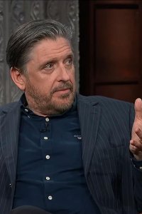 The Late Show with Stephen Colbert – S01E742 – Craig Ferguson/Ronda Rousey/Bear Grylls