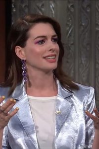 The Late Show with Stephen Colbert – S01E744 – Anne Hathaway/Ari Melber