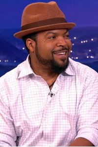 Conan – S01E585 – Ice Cube/Chris D’Elia/Hari Kondabolu