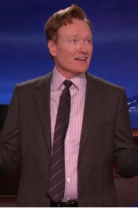Conan – S01E851 – Angela Bassett/Jay Duplass/Peter Frampton