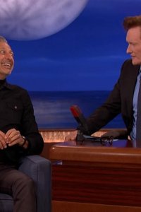 Conan – S01E977 – Jeff Goldblum/Coyote Peterson/Jimmy Eat World