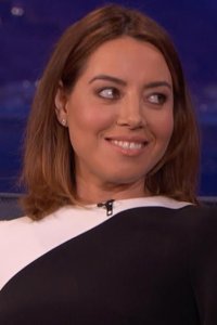 Conan – S01E1008 – Aubrey Plaza/Darren Criss/Old 97’s