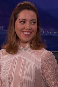 Conan – S01E1049 – Aubrey Plaza/Demetrius Shipp Jr./Joe Bonamassa