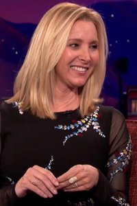 Conan – S01E1121 – Lisa Kudrow/Tom Segura/Sam Morril