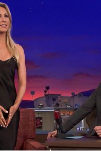 Conan – S01E1196 – Bob Newhart/Nikki Glaser/Brad Wenzel