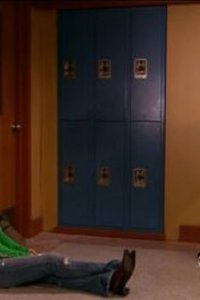 8 Simple Rules… for Dating My Teenage Daughter – S03E24 – Ditch Day