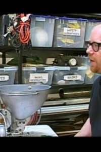 MythBusters – S01E02 – Pilot 2: Vacuum Toilet/Biscuit Bazooka/Leaping Lawyer