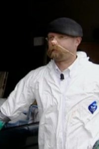 MythBusters – S01E10 – Stinky Car/Raccoon Rocket