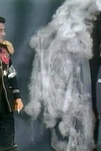 Most Extreme Elimination Challenge – S01E11 – Fashion vs. Religion