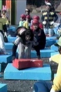 Most Extreme Elimination Challenge – S05E06 – Chick Magnets vs. Famous Felons