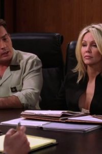 Two and a Half Men – S01E21 – No Sniffing, No Wowing
