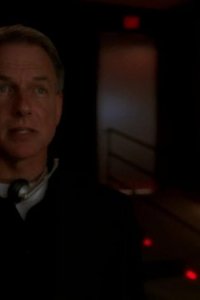 NCIS: Naval Criminal Investigative Service – S03E12 – Boxed In