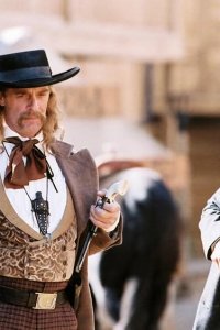 Deadwood – S01E01 – Deadwood