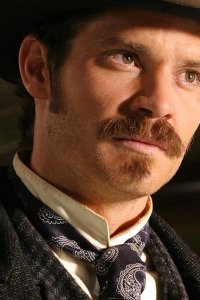 Deadwood – S01E12 – Sold Under Sin