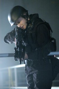 Battlestar Galactica – S01E03 – Bastille Day
