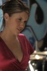 South of Nowhere – S01E06 – Friends with Benefits