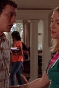 Greek – S01E13 – Highway to the Discomfort Zone
