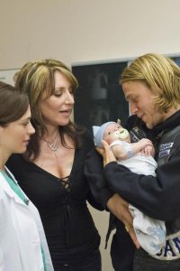 Sons of Anarchy – S01E07 – Old Bones