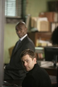 Fringe – S01E02 – The Same Old Story