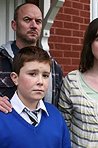 Moving On – S01E02 – Bully