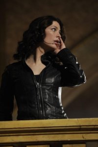 Warehouse 13 – S01E03 – Magnetism