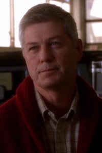JAG – S10E08 – There Goes the Neighborhood
