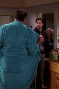 Everybody Loves Raymond – S09E08 – A Job for Robert