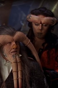 Farscape – S01E03 – Back and Back and Back to the Future
